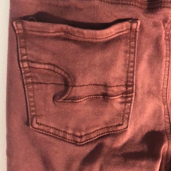 AE maroon high rise jeggings size 2 - Picture 4 of 6